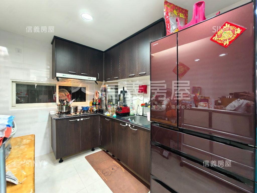 邊間三面採光美寓房屋室內格局與周邊環境