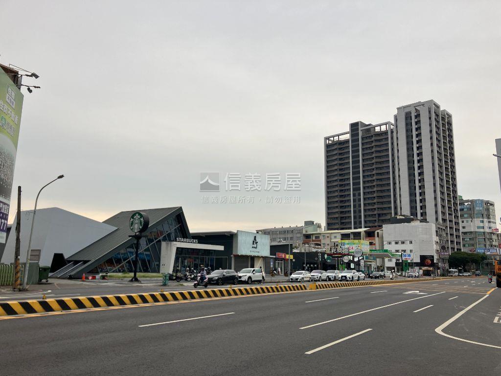 西門大院２２樓三房平車房屋室內格局與周邊環境