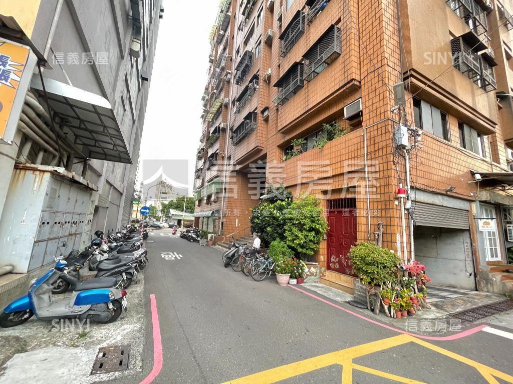 後驛商圈輕鬆成家電梯三房房屋室內格局與周邊環境