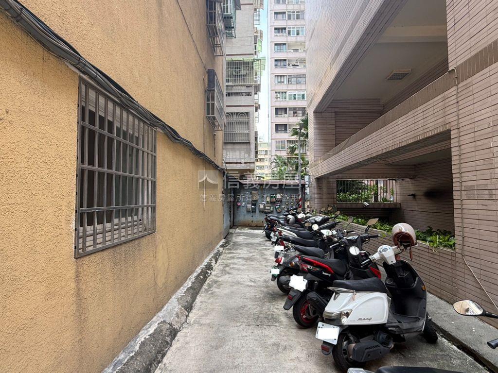 近科工館採光成家美寓房屋室內格局與周邊環境