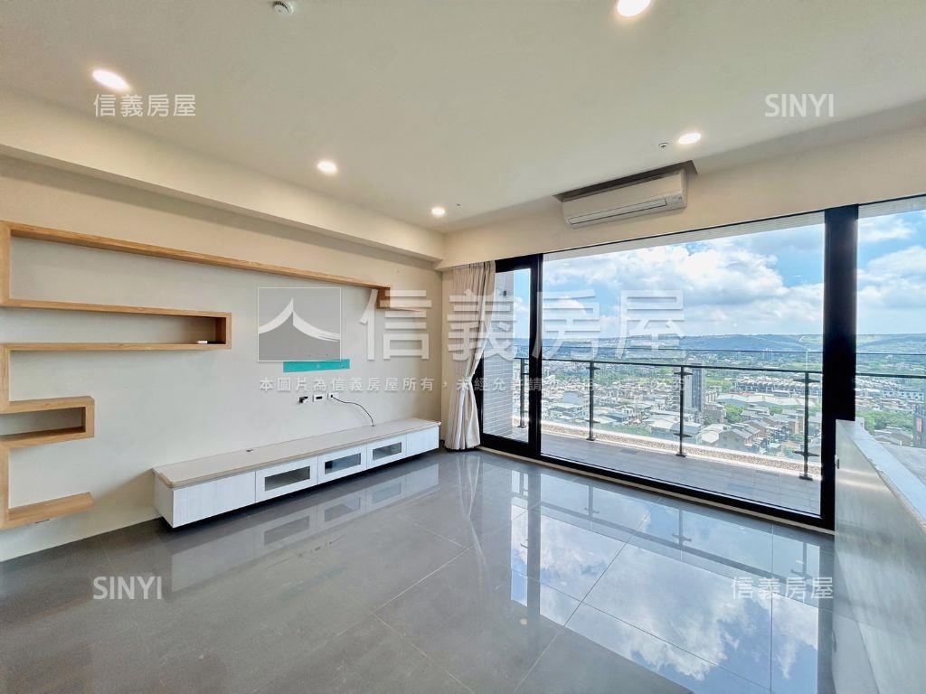 椰林昂遼闊山景大三房房屋室內格局與周邊環境