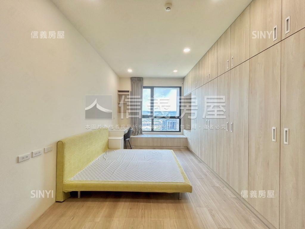 椰林昂遼闊山景大三房房屋室內格局與周邊環境