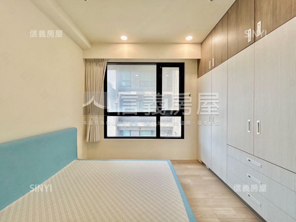 椰林昂遼闊山景大三房房屋室內格局與周邊環境
