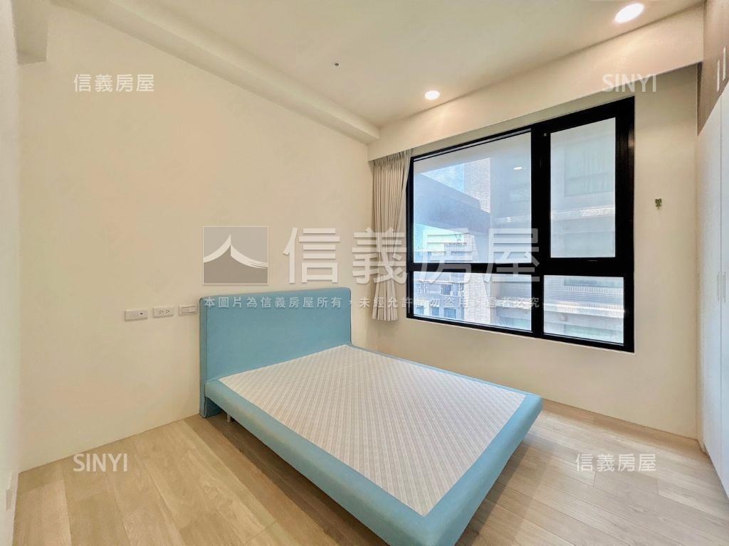 椰林昂遼闊山景大三房房屋室內格局與周邊環境