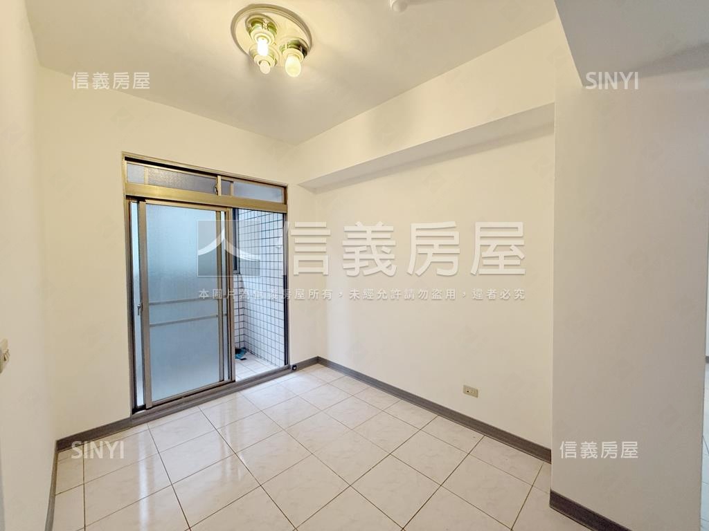 世貿新城美景高樓三房房屋室內格局與周邊環境