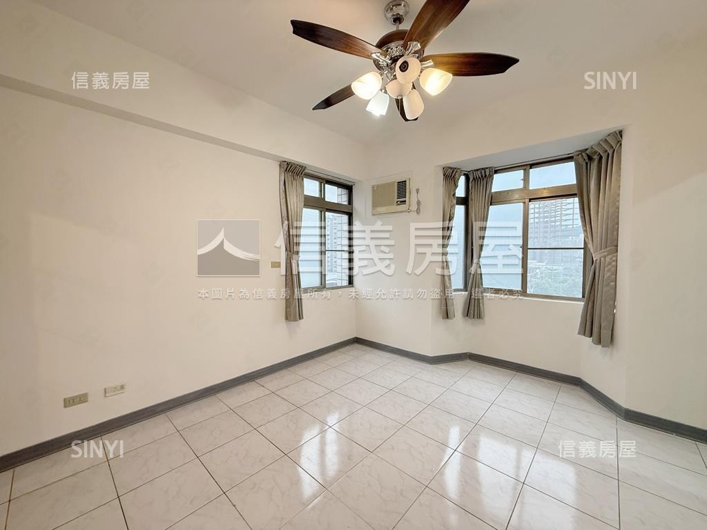 世貿新城美景高樓三房房屋室內格局與周邊環境