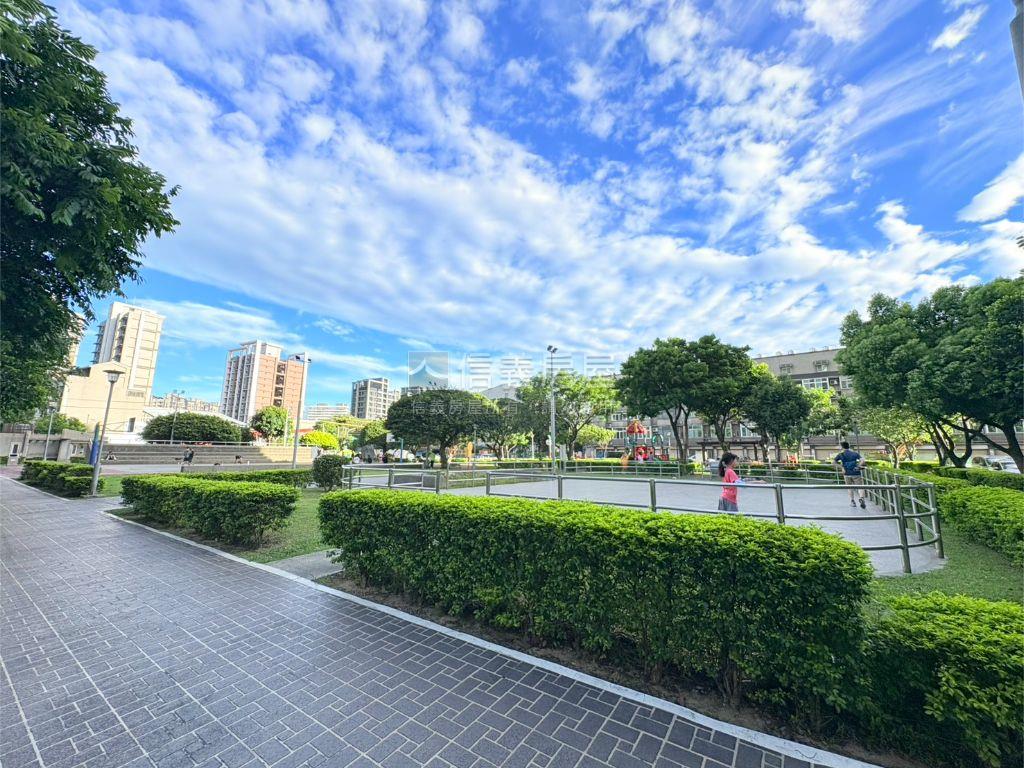八擴公園旁高樓四房車位房屋室內格局與周邊環境