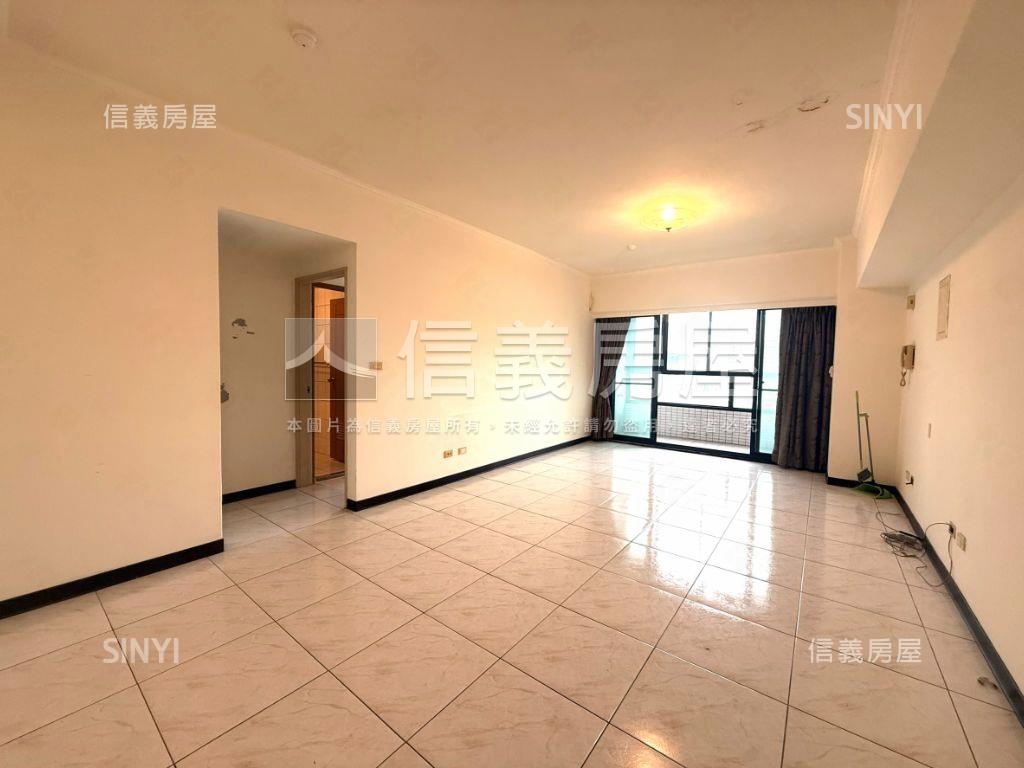 景安電梯三房車位房屋室內格局與周邊環境