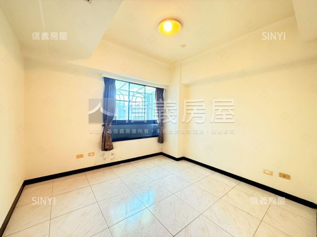 景安電梯三房車位房屋室內格局與周邊環境