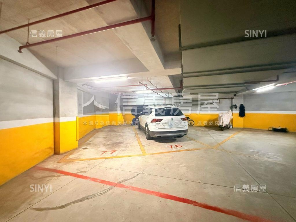 景安電梯三房車位房屋室內格局與周邊環境