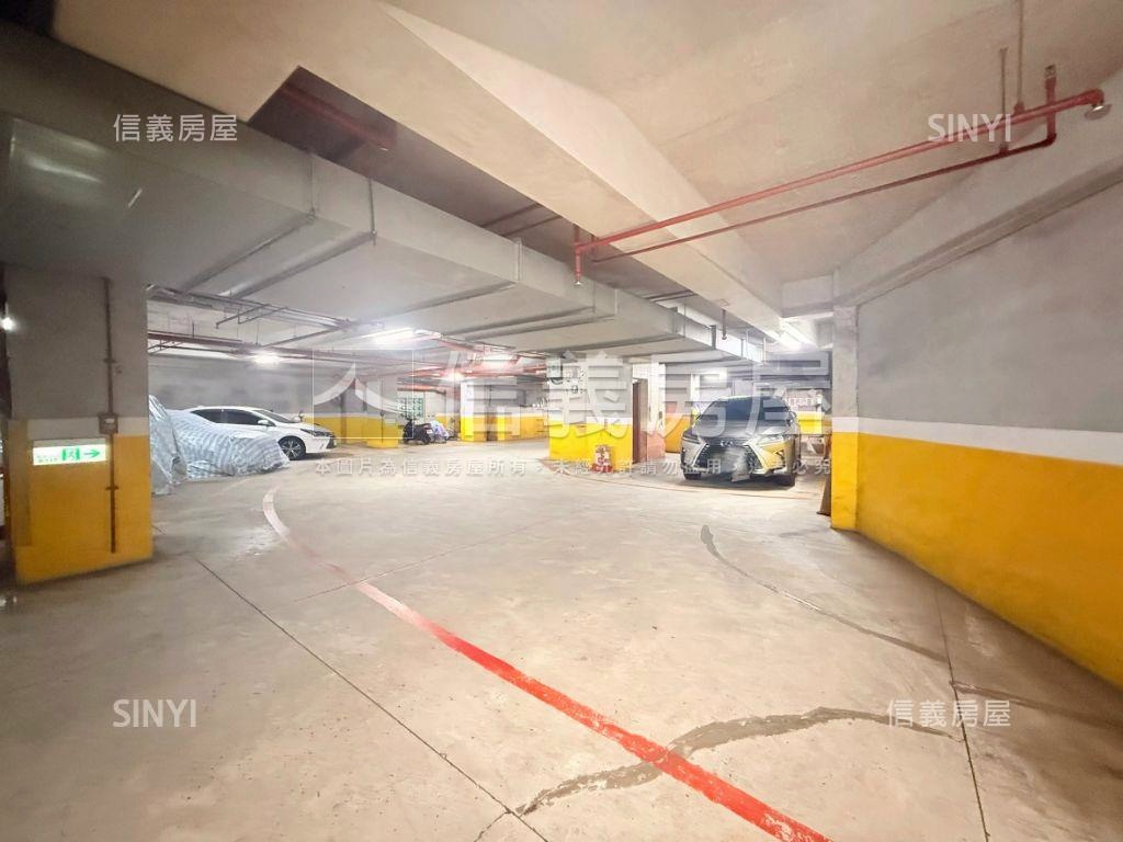 景安電梯三房車位房屋室內格局與周邊環境