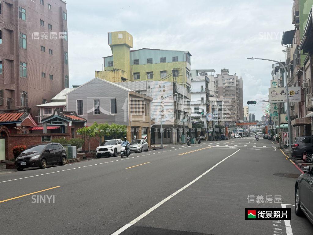 建國正路面寬透店房屋室內格局與周邊環境