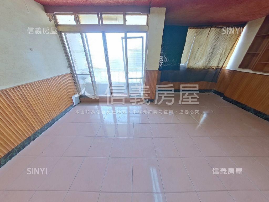 鵬儀路面寬孝親別墅房屋室內格局與周邊環境