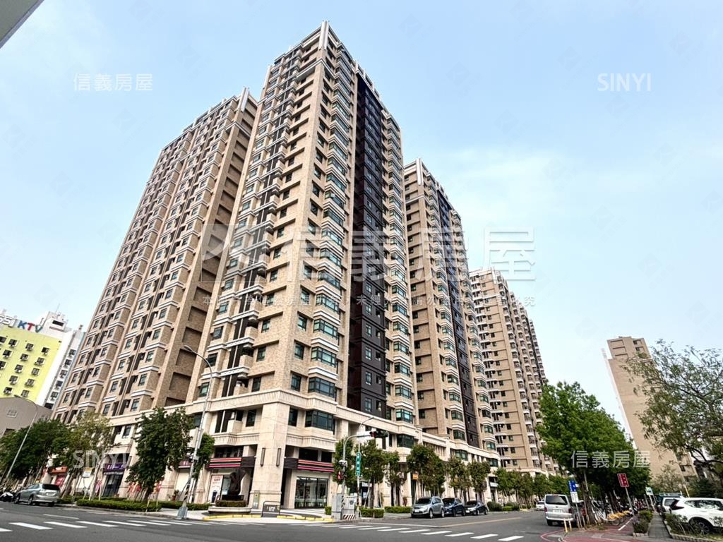 微笑雙衛朝南視野２房平車房屋室內格局與周邊環境