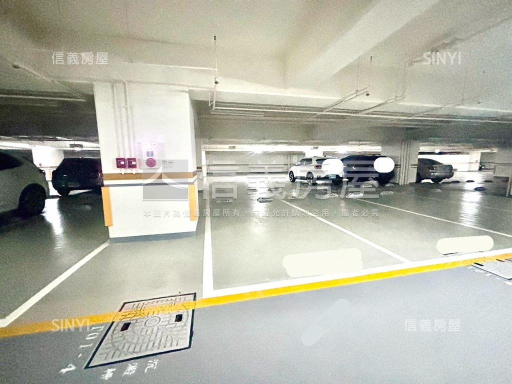 微笑雙衛朝南視野２房平車房屋室內格局與周邊環境