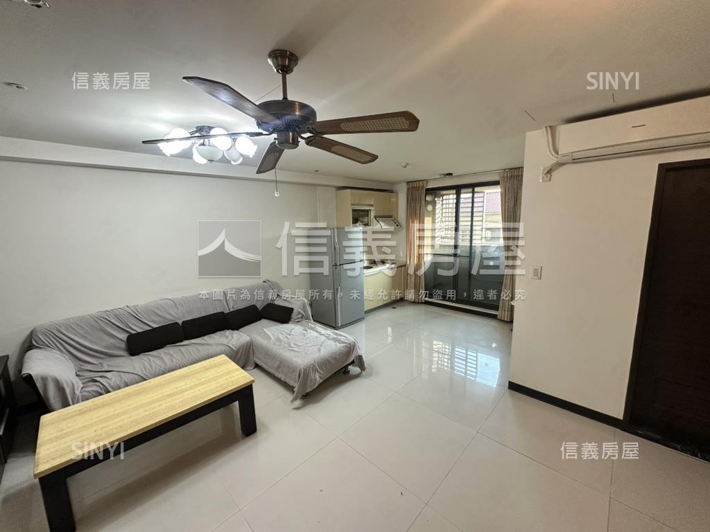 世紀凱悅朝南一房附車位房屋室內格局與周邊環境