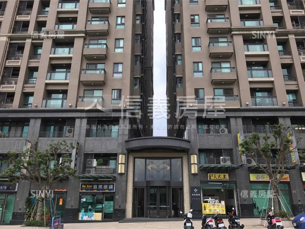 世紀凱悅朝南一房附車位房屋室內格局與周邊環境