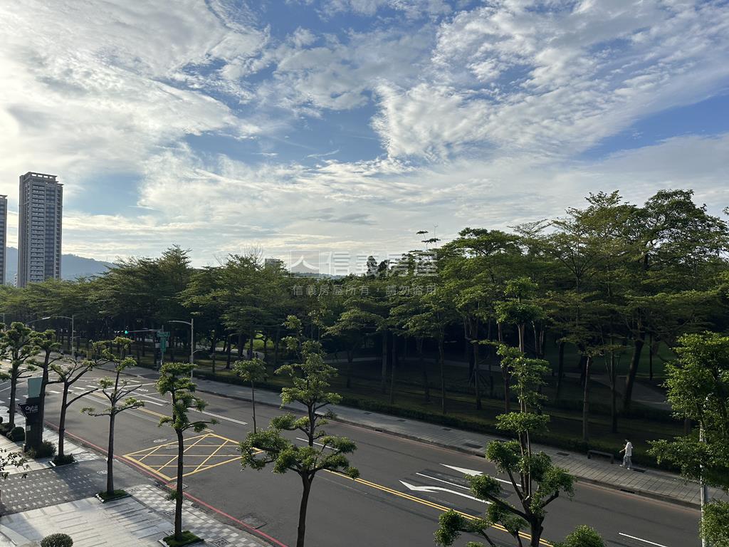 美術皇邑首排景觀房屋室內格局與周邊環境