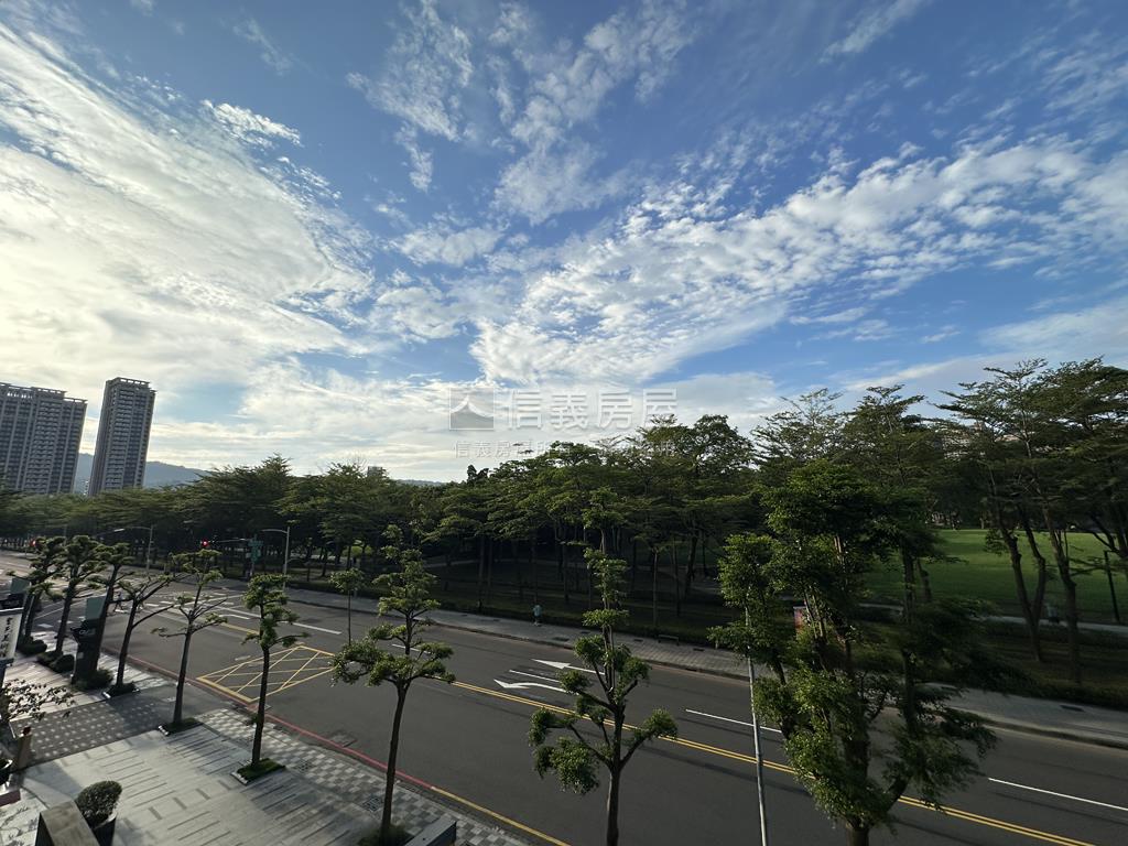 美術皇邑首排景觀房屋室內格局與周邊環境