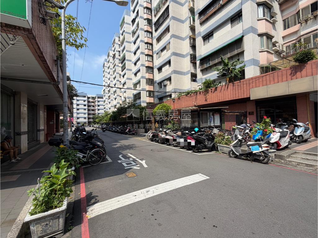 中正商圈邊間三房房屋室內格局與周邊環境
