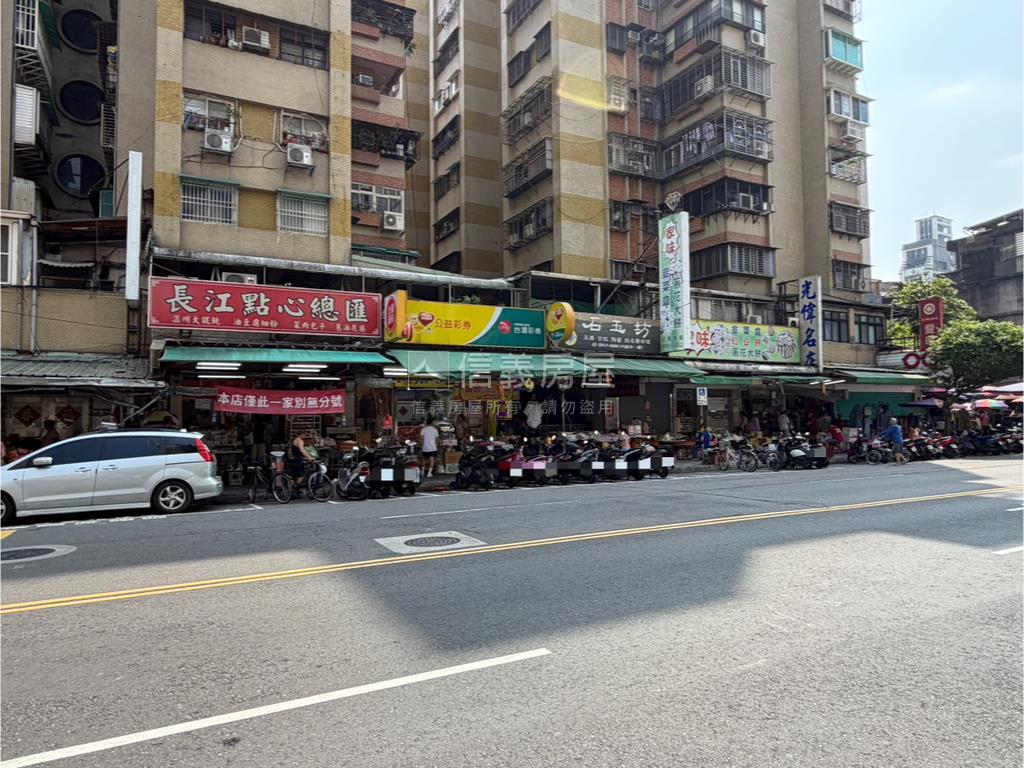 中正商圈邊間三房房屋室內格局與周邊環境