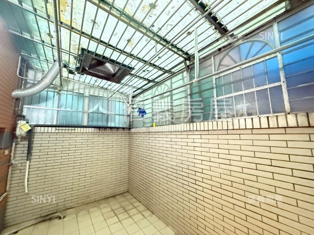 楊梅鵬程萬里優質美透天房屋室內格局與周邊環境