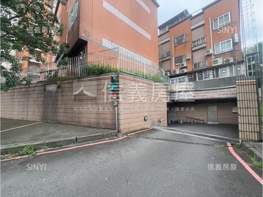 楊梅鵬程萬里優質美透天房屋室內格局與周邊環境