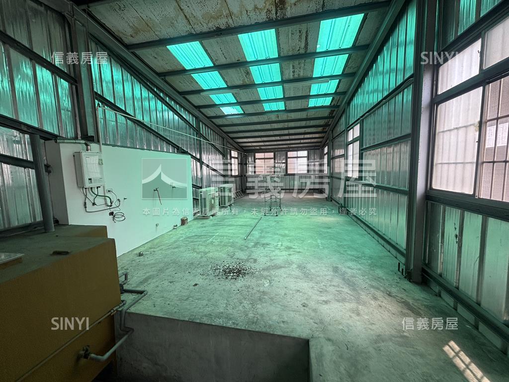 近捷運邊間活路屋況美透店房屋室內格局與周邊環境