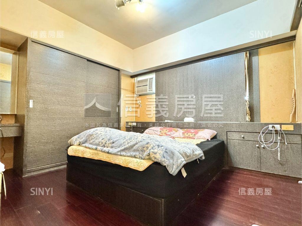 楠加州高樓成家採光平車宅房屋室內格局與周邊環境