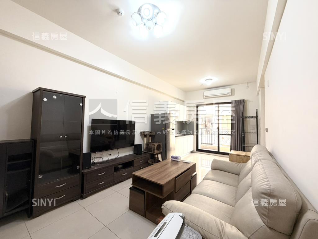 新市丨次頂樓兩房平車房屋室內格局與周邊環境