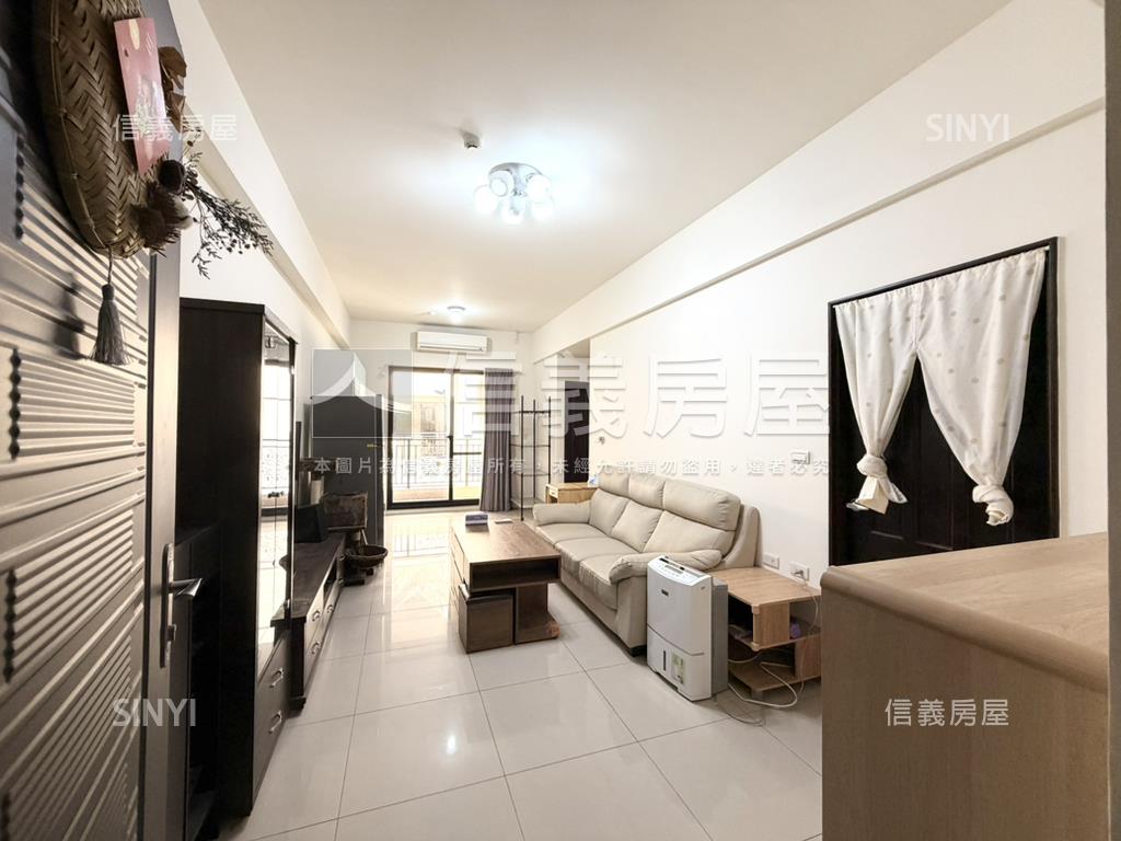 新市丨次頂樓兩房平車房屋室內格局與周邊環境