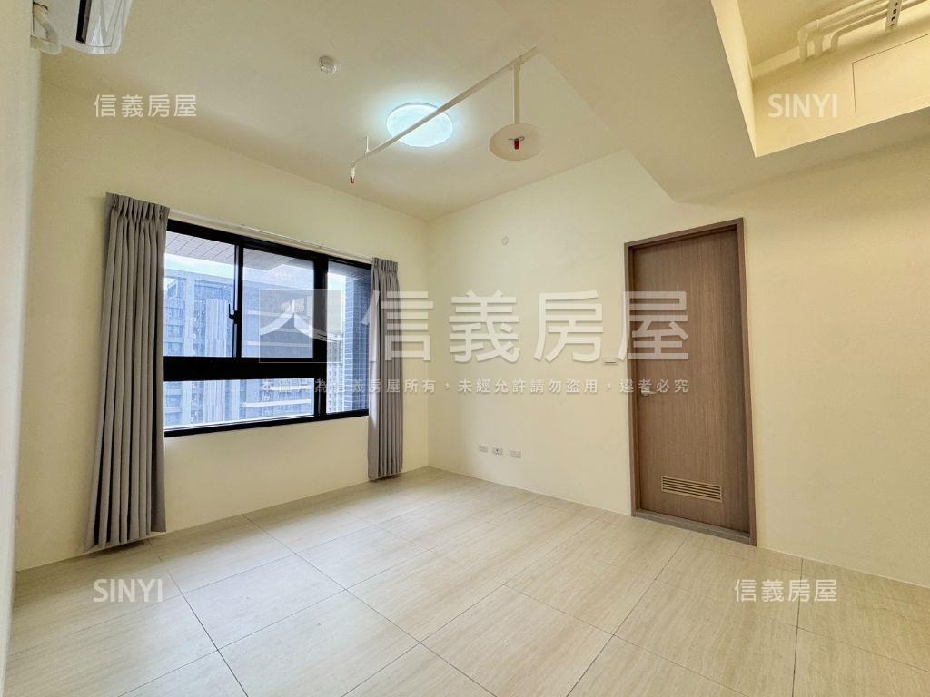 綠海都心朝南採光兩房平車房屋室內格局與周邊環境