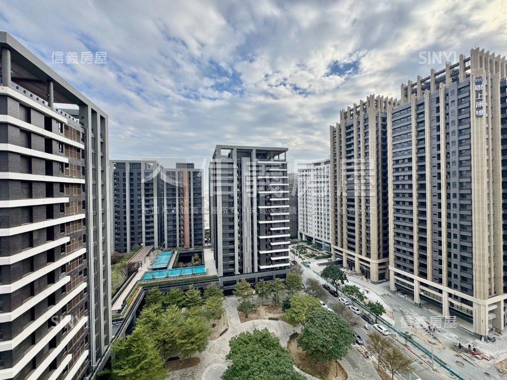 綠海都心朝南採光兩房平車房屋室內格局與周邊環境