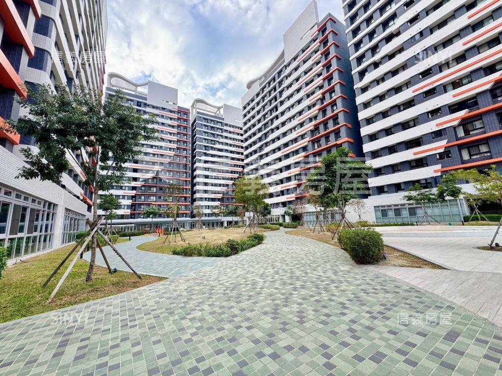 綠海都心朝南採光兩房平車房屋室內格局與周邊環境