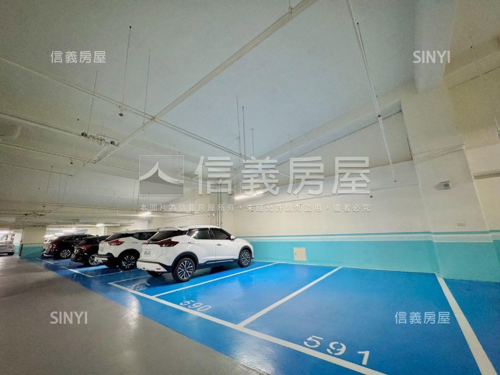 綠海都心朝南採光兩房平車房屋室內格局與周邊環境