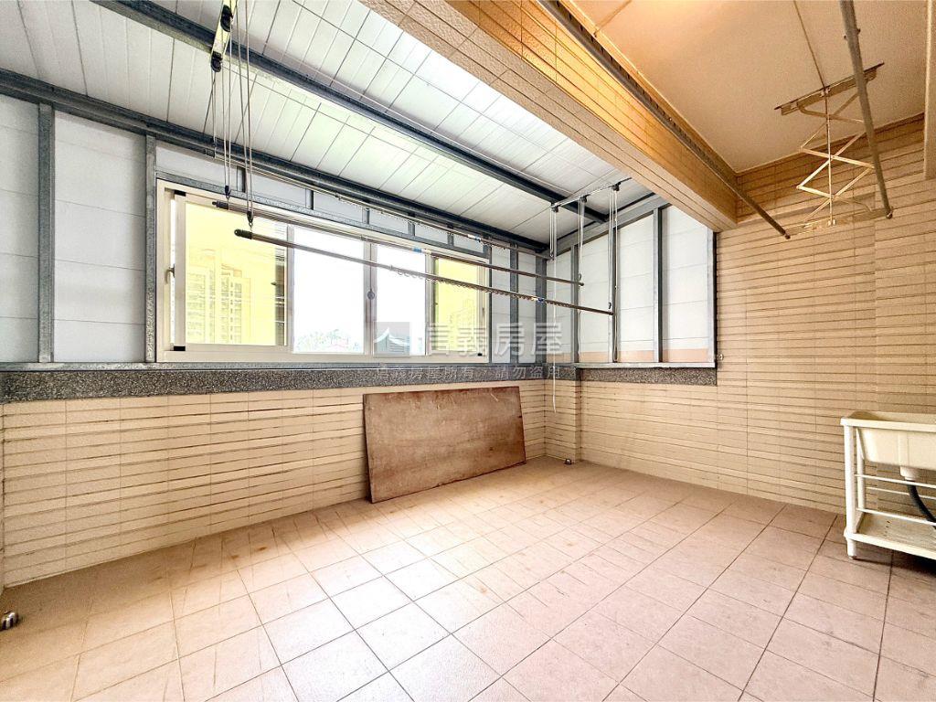綠藝中科靜謐美墅房屋室內格局與周邊環境