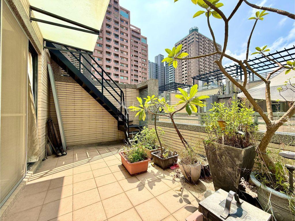綠藝中科靜謐美墅房屋室內格局與周邊環境