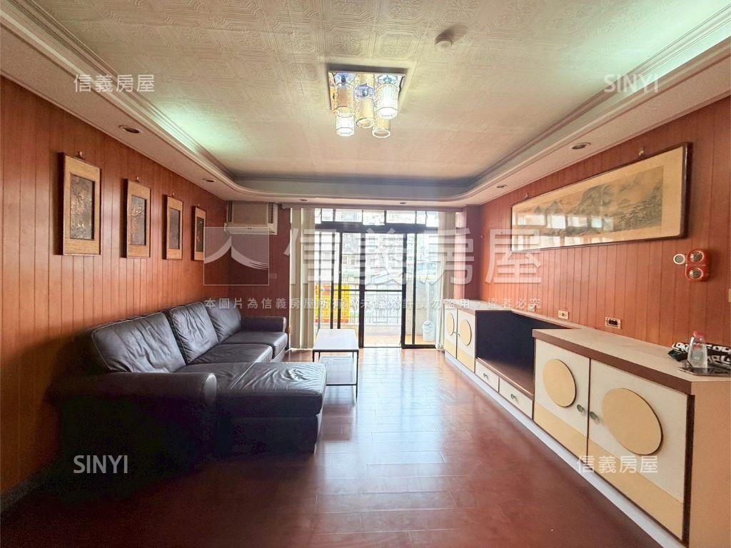 ＜電梯＞新中公園一層一戶房屋室內格局與周邊環境