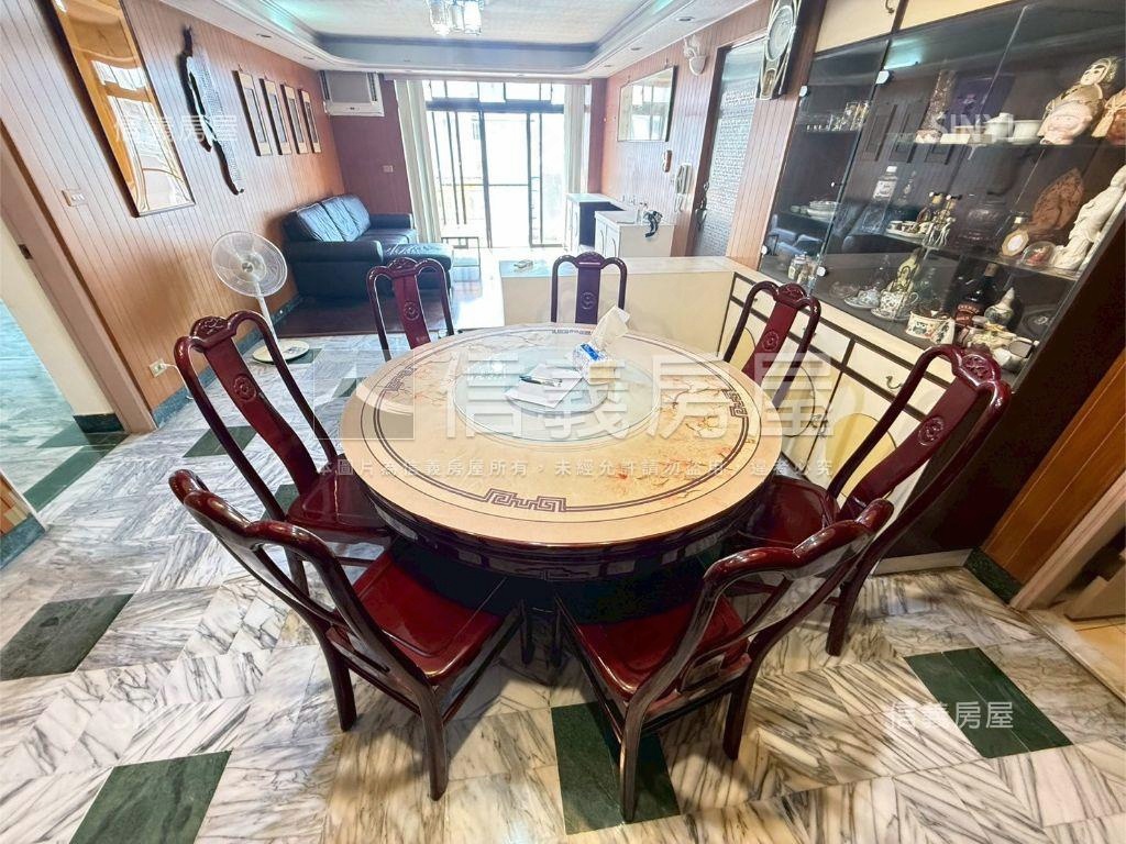 ＜電梯＞新中公園一層一戶房屋室內格局與周邊環境