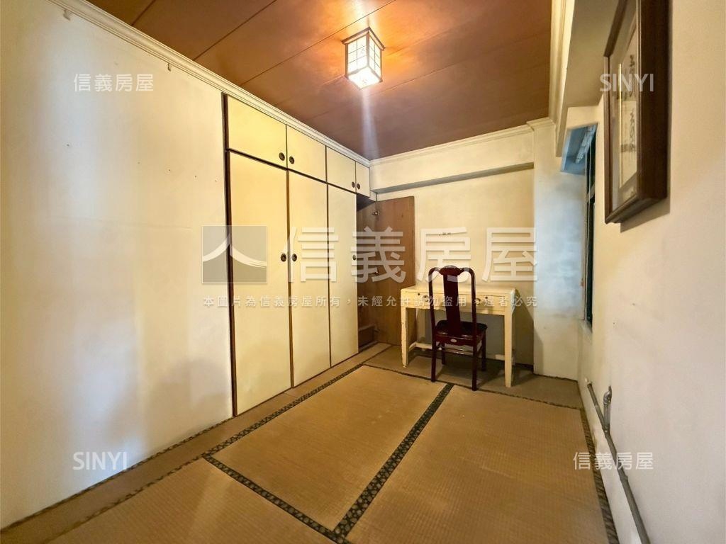 ＜電梯＞新中公園一層一戶房屋室內格局與周邊環境