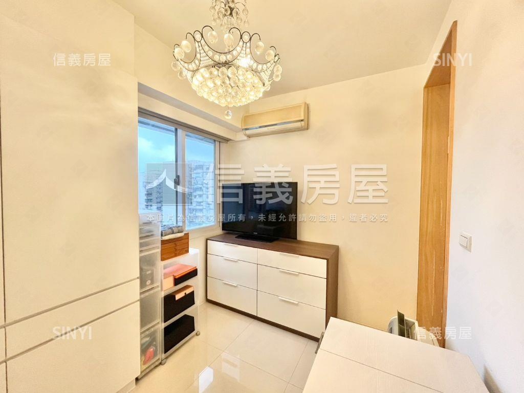 稀有南京復興美妝高樓三房房屋室內格局與周邊環境