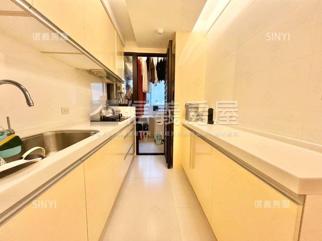 稀有南京復興美妝高樓三房房屋室內格局與周邊環境