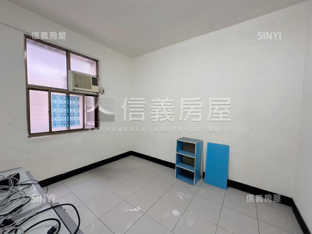 靜心中小學四房大空間房屋室內格局與周邊環境