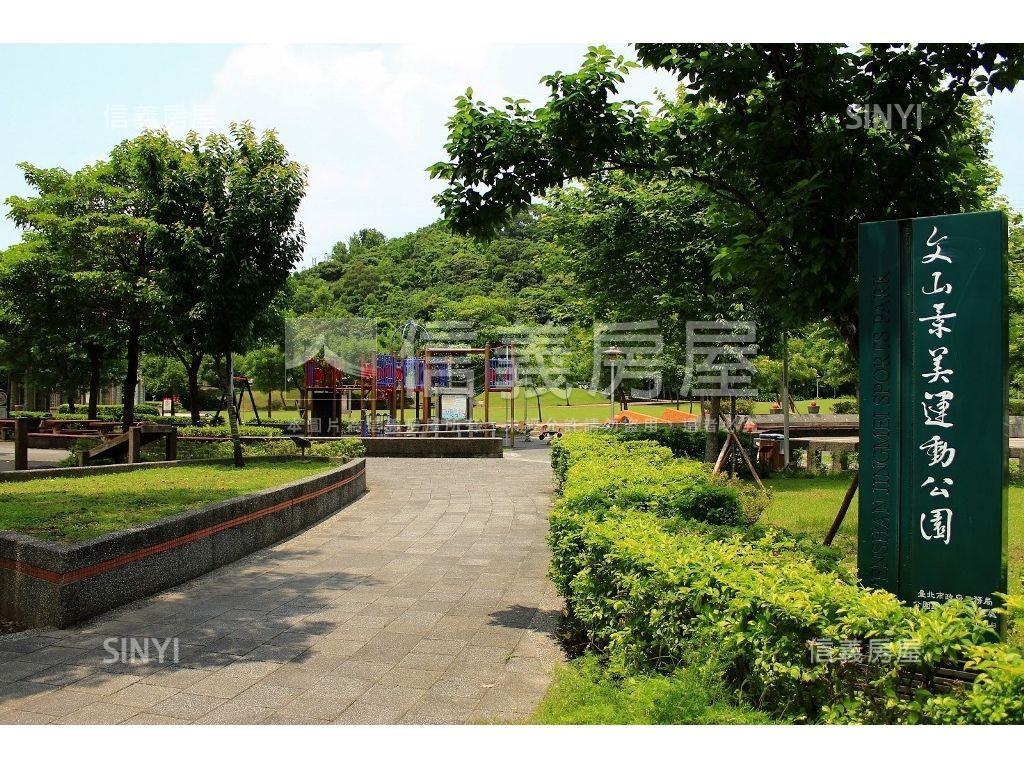 靜心中小學四房大空間房屋室內格局與周邊環境