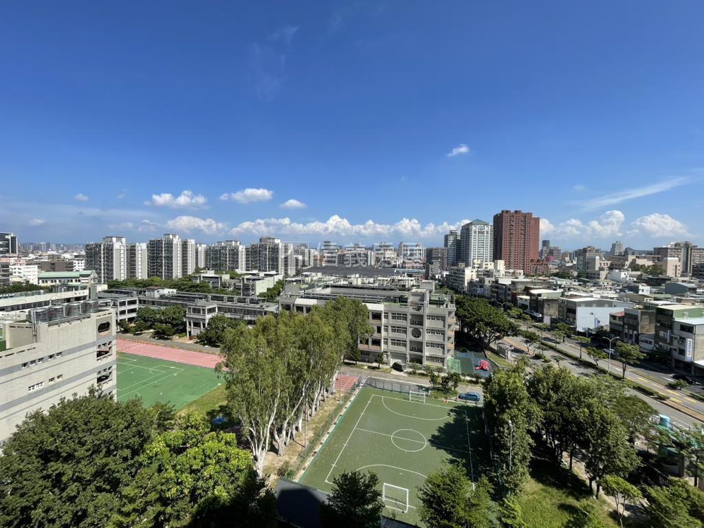 淳美學好視野美四房房屋室內格局與周邊環境