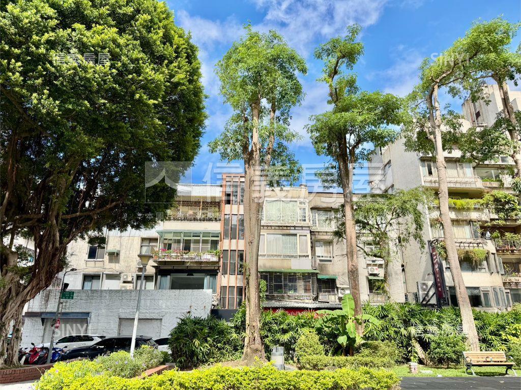 附中面公園樹海住辦房屋室內格局與周邊環境