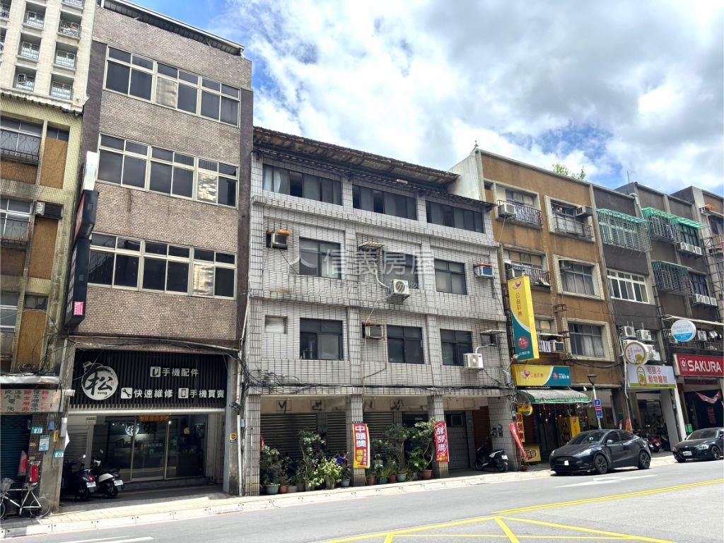 專任三重商業區透天土地房屋室內格局與周邊環境