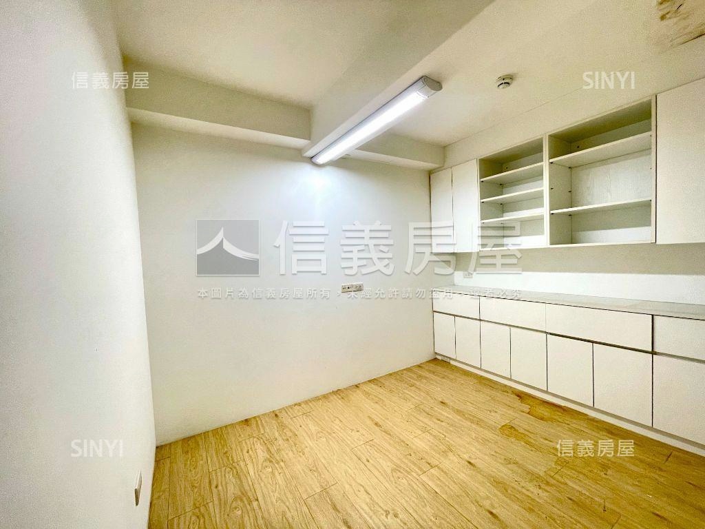 永康商圈方正大面寬美一樓房屋室內格局與周邊環境