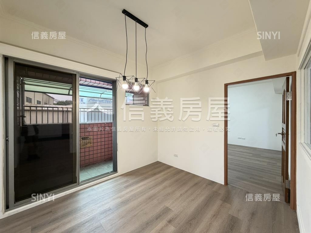 陶博館邊間３＋１房房屋室內格局與周邊環境