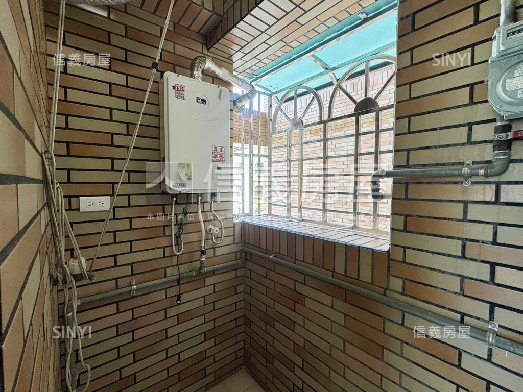 京采邊間明亮兩房房屋室內格局與周邊環境